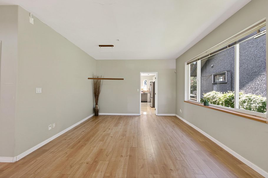 3456 W 36th Avenue Vancouver, BC - 23