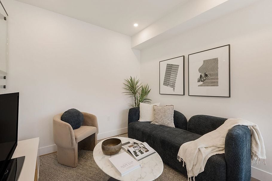 2 550 Kaslo Street Vancouver, BC - 5