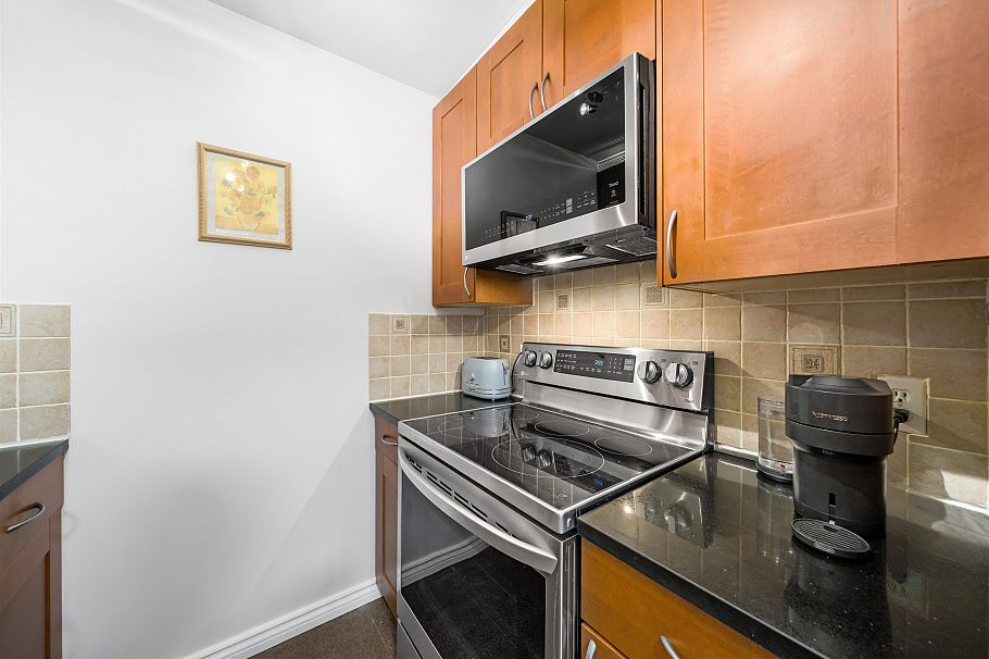 1403 1060 Alberni Street Vancouver, BC - 12