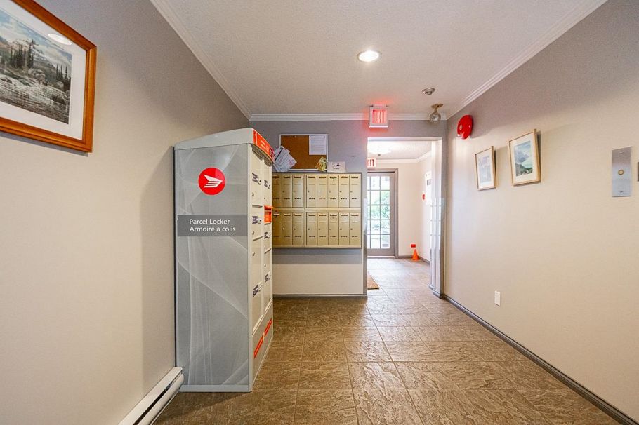 PH5 936 Bute Street Vancouver, BC - 36
