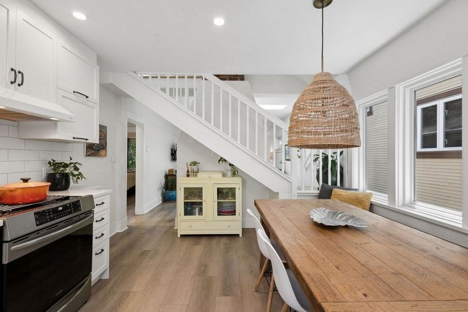 1255 E 23rd Avenue Vancouver, BC - 13