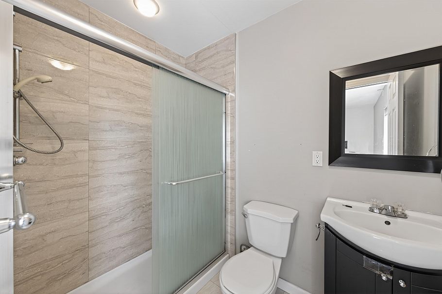 3456 W 36th Avenue Vancouver, BC - 15