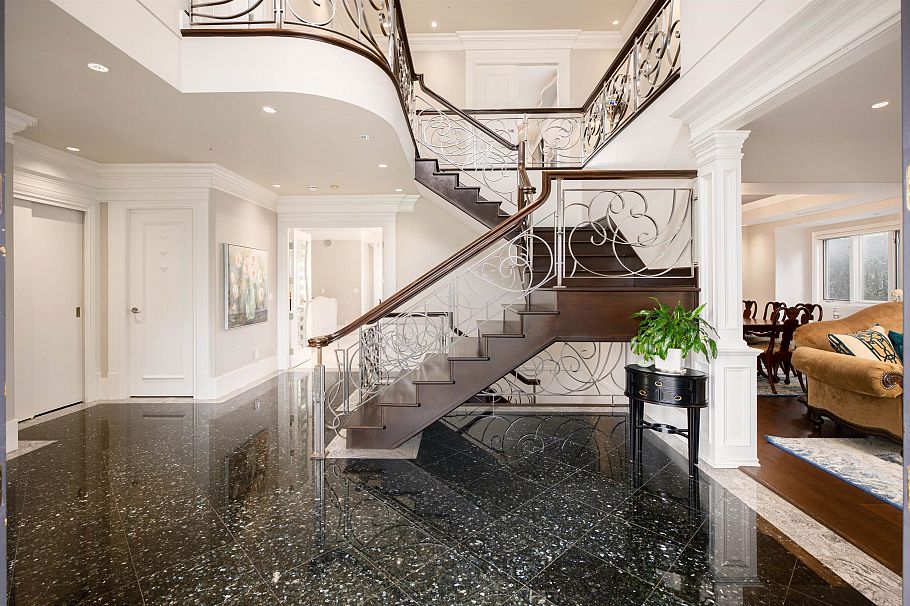 5850 Cartier Street Vancouver, BC - 4