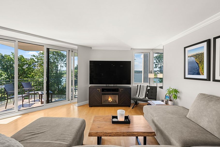 601 1575 Beach Avenue Vancouver, BC - 6