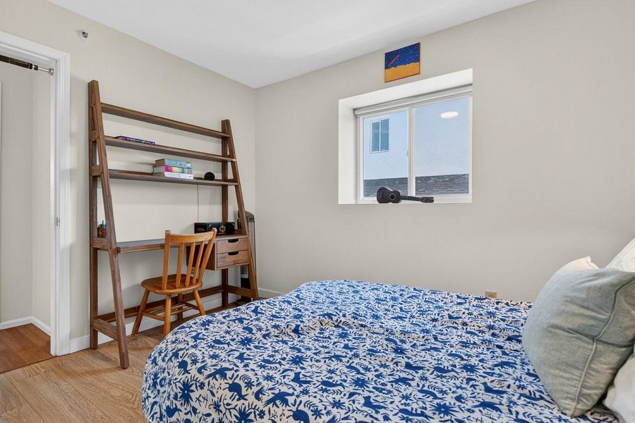 2128 Adanac Street Vancouver, BC - 21