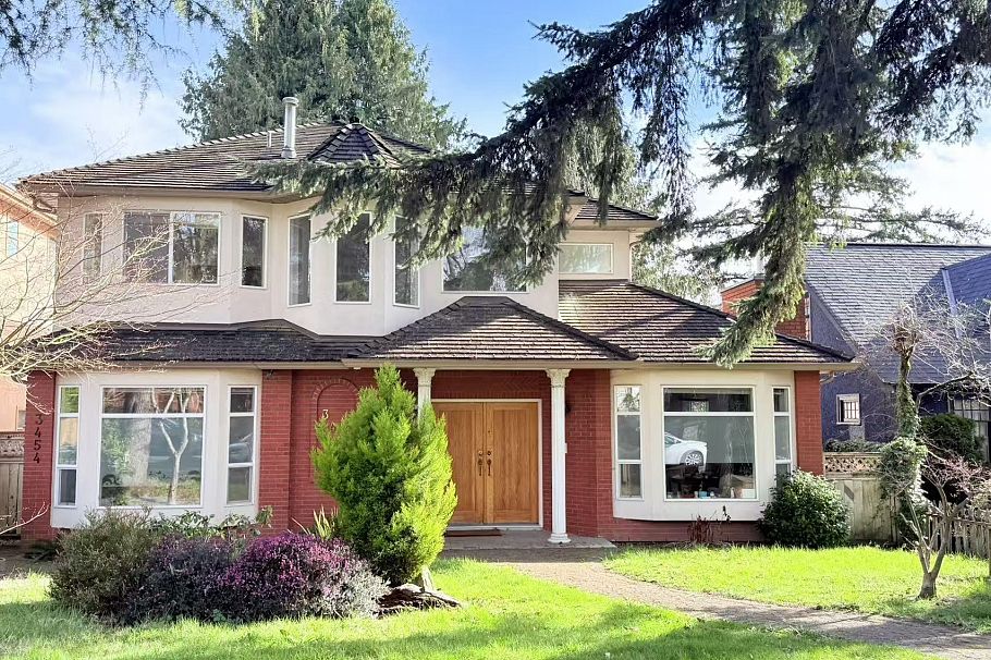 3456 W 36th Avenue Vancouver, BC - 2