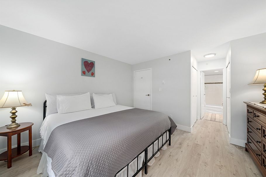 1403 1060 Alberni Street Vancouver, BC - 16