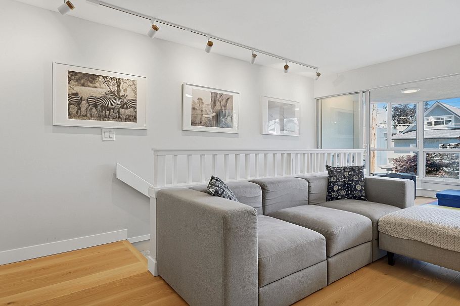 1284 W 8th Avenue Vancouver, BC - 11