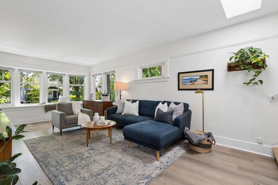 1255 E 23rd Avenue Vancouver, BC - 7