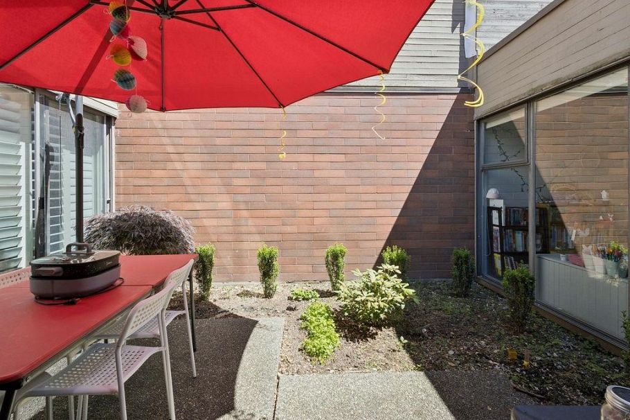406 Greensboro Place Vancouver, BC - 24