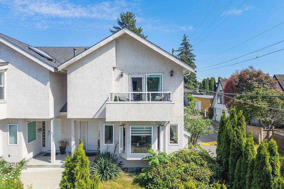 230 St. Patricks Avenue North Vancouver, BC - 1