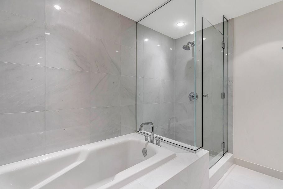 101 1139 W Cordova Street Vancouver, BC - 33