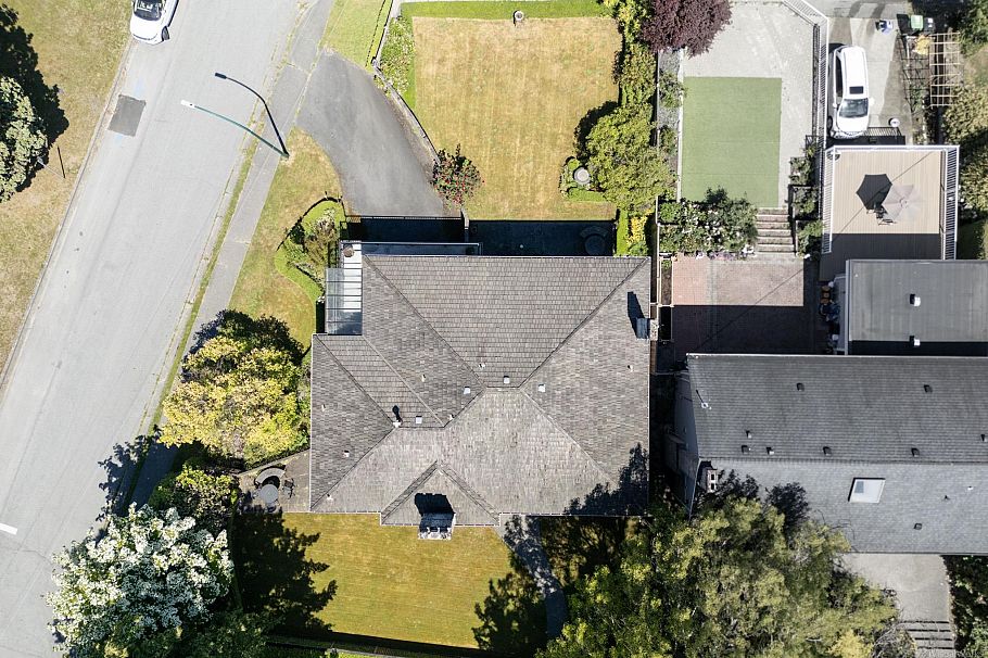 2291 W 32nd Avenue Vancouver, BC - 31