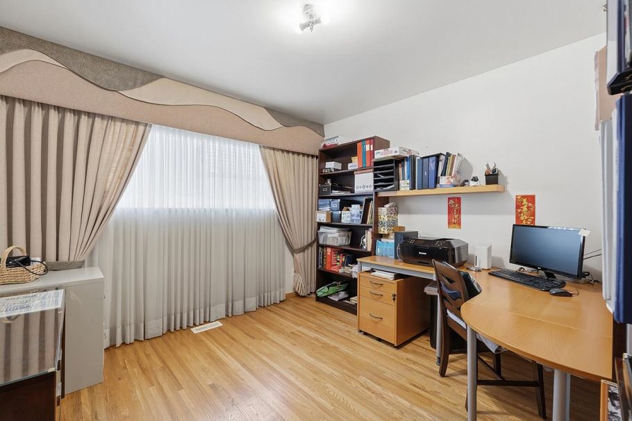 2727 W 36th Avenue Vancouver, BC - 16