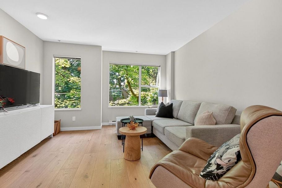 3096 Quebec Street Vancouver, BC - 3