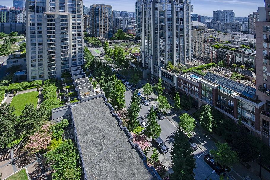 2002 1295 Richards Street Vancouver, BC - 19
