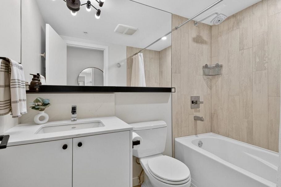 3096 Quebec Street Vancouver, BC - 19