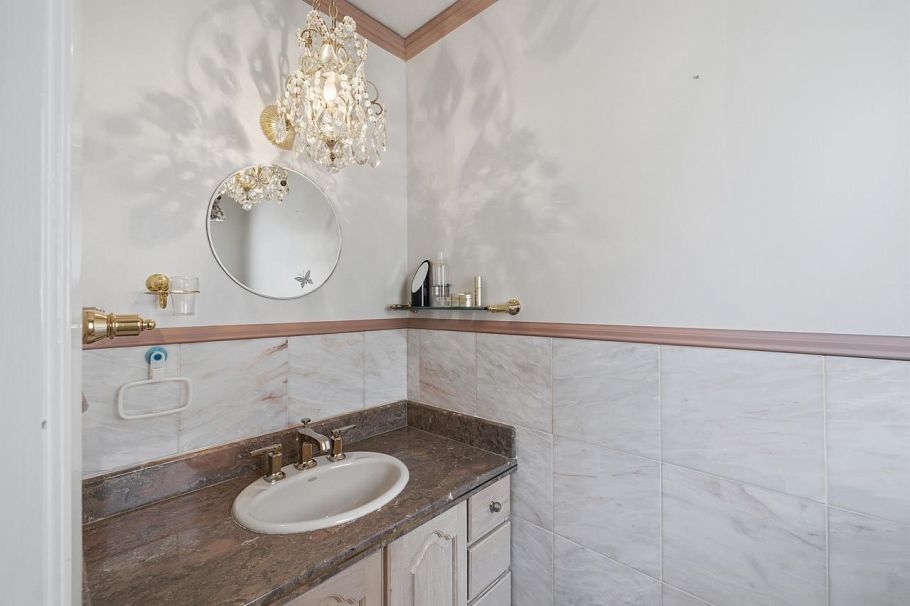 2727 W 36th Avenue Vancouver, BC - 14