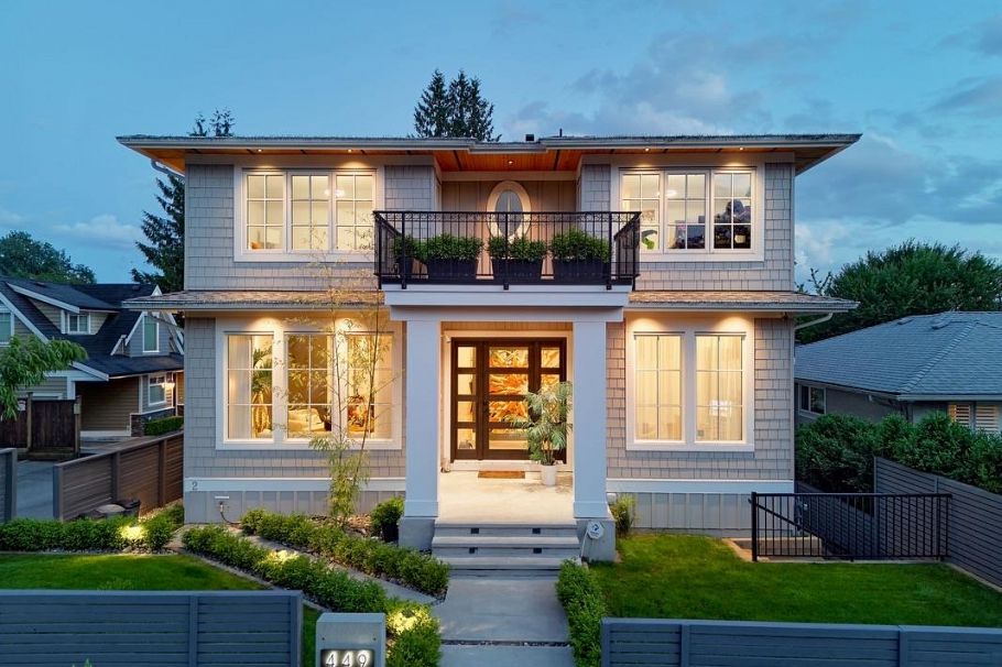 449 E 15th Street North Vancouver, BC - 38