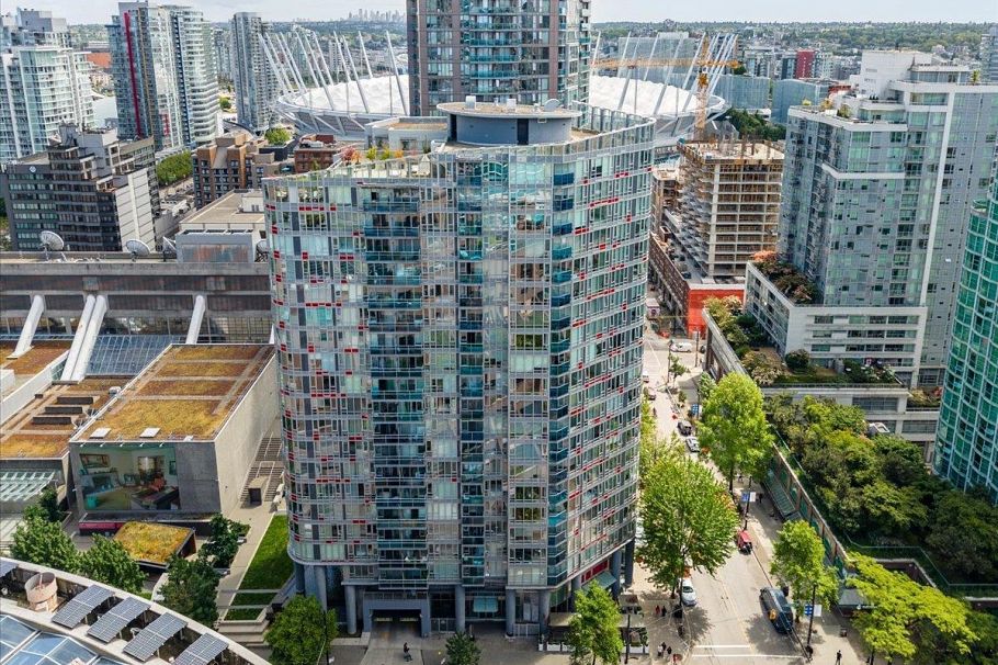 805 788 Hamilton Street Vancouver, BC - 2