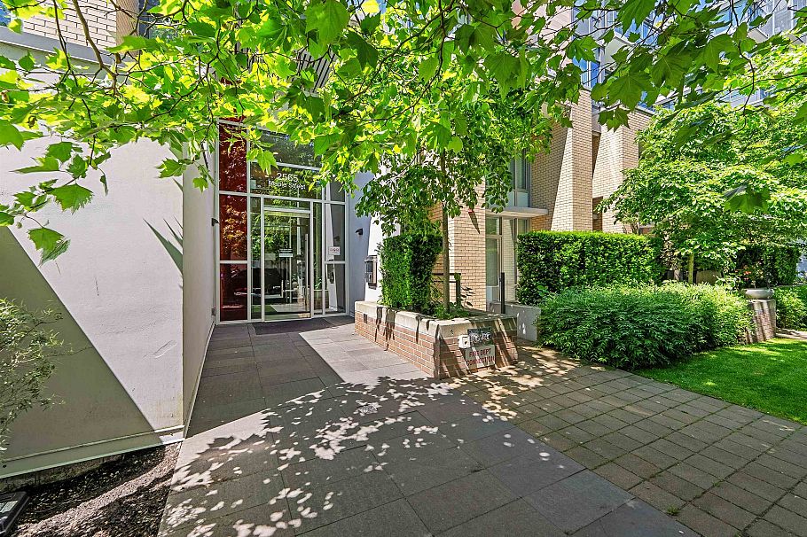 308 2565 Maple Street Vancouver, BC - 31