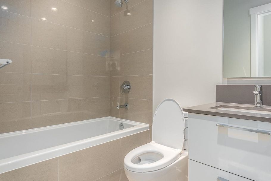 104 5687 Gray Avenue Vancouver, BC - 29