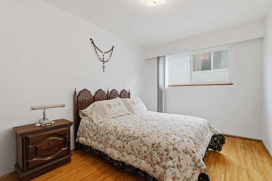 3063 Renfrew Street Vancouver, BC - 20