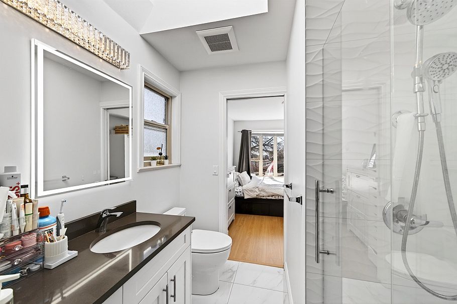 535 E 53rd Avenue Vancouver, BC - 23