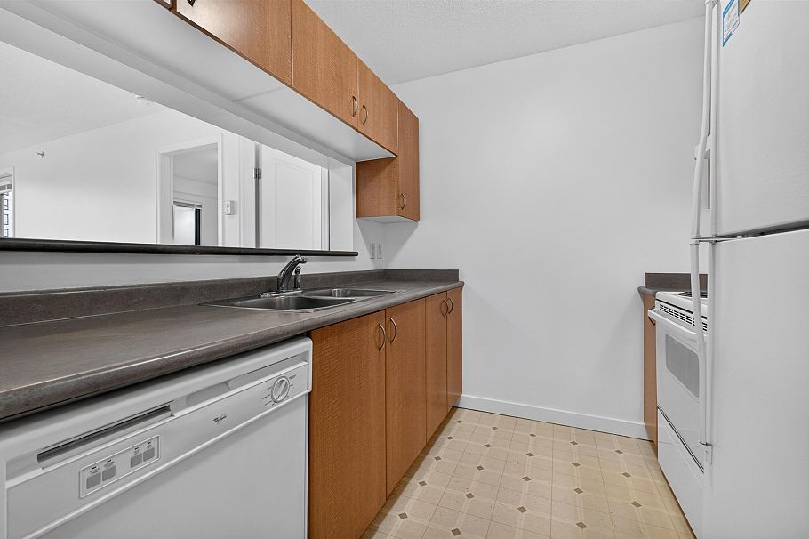 702 5288 Melbourne Street Vancouver, BC - 11