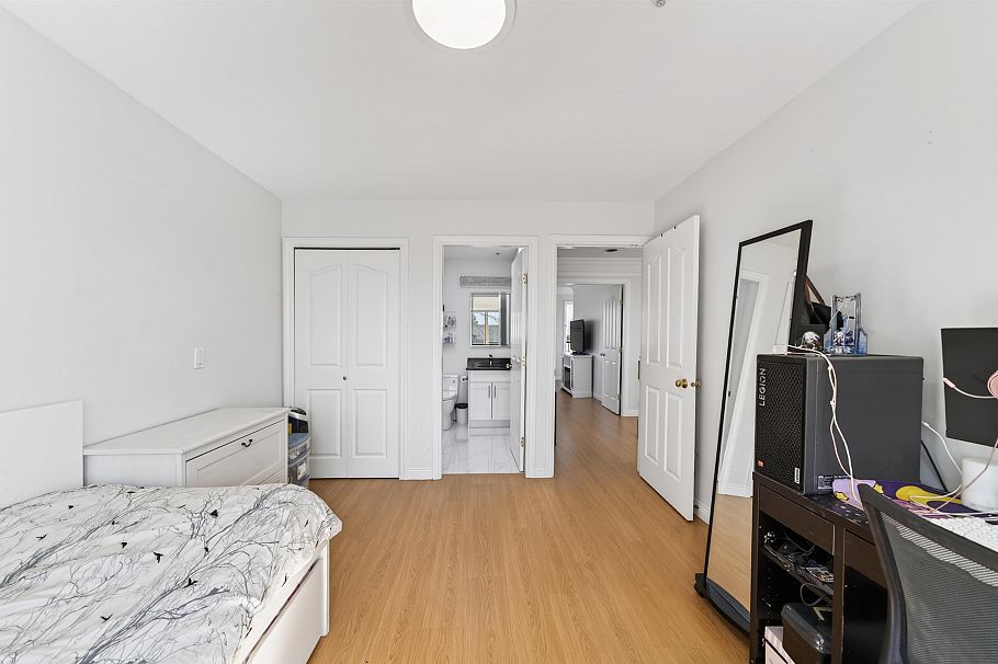 535 E 53rd Avenue Vancouver, BC - 19