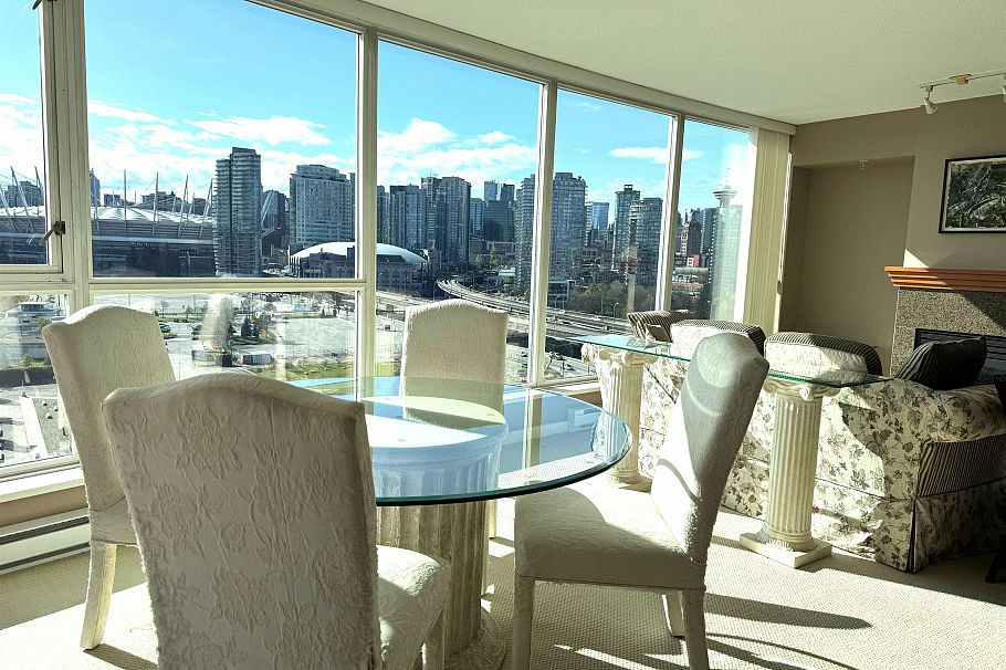 1305 120 Milross Avenue Vancouver, BC - 3