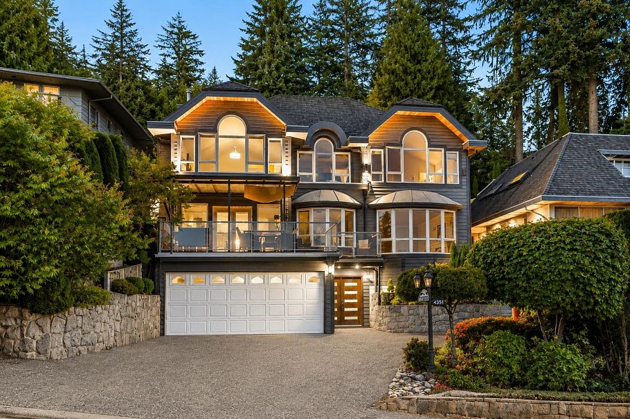 4350 Starlight Way North Vancouver, BC - 1