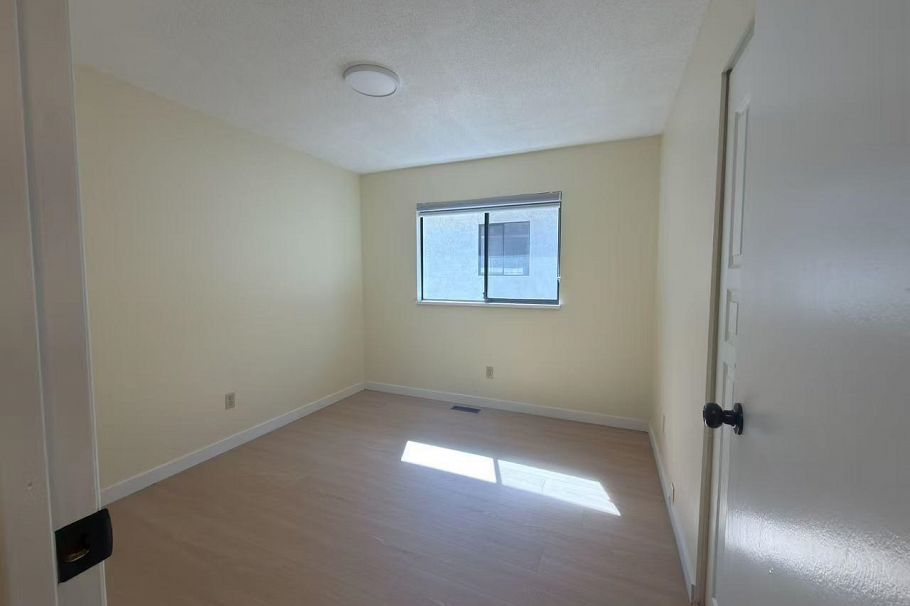 2175 E 54 AVENUE, Vancouver BC V5P 1Y5 Vancouver, BC - 10