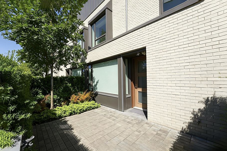 6840 Oak Street Vancouver, BC - 20