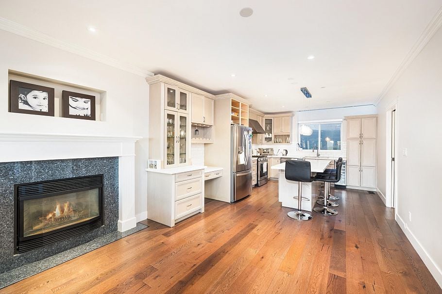 4350 Starlight Way North Vancouver, BC - 22
