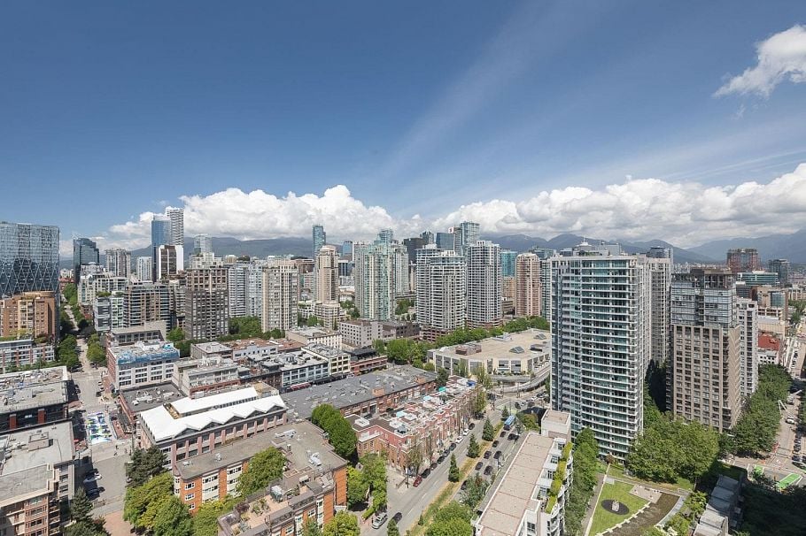 3205 193 Aquarius Mews Vancouver, BC - 20