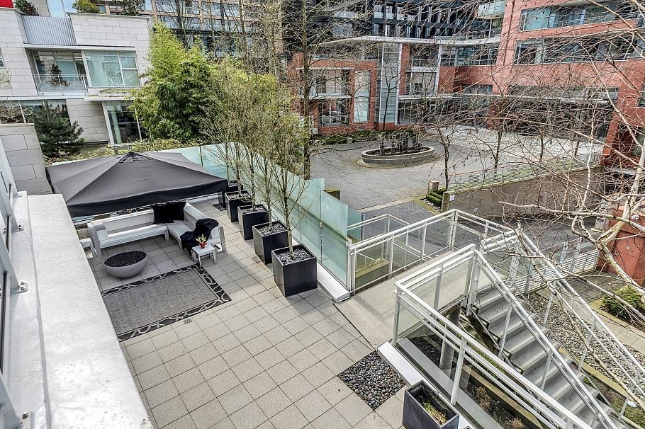 101 1139 W Cordova Street Vancouver, BC - 24