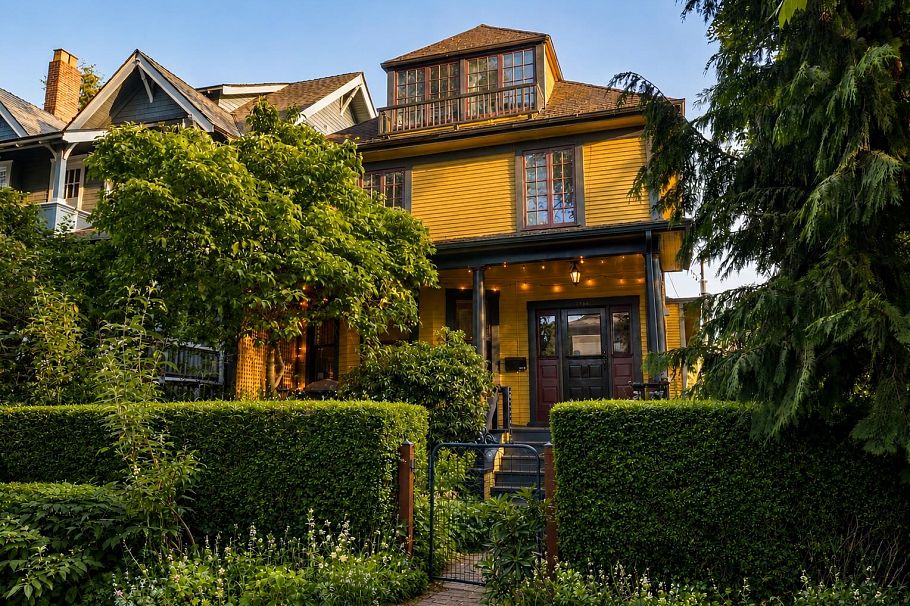 1746 William Street Vancouver, BC - 1