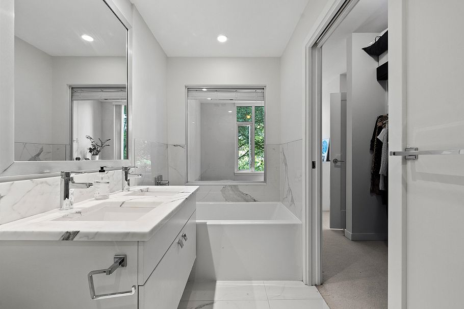 308 2565 Maple Street Vancouver, BC - 11