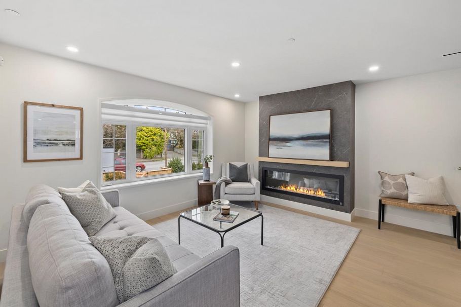 2438 W 49th Avenue Vancouver, BC - 6