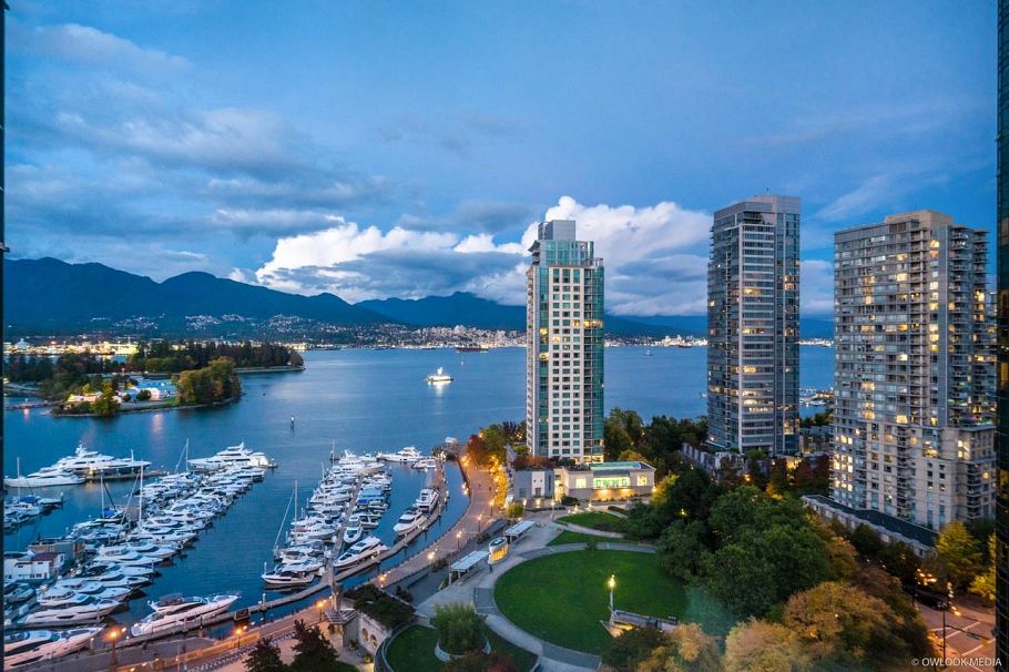 1806 588 Broughton Street Vancouver, BC - 1