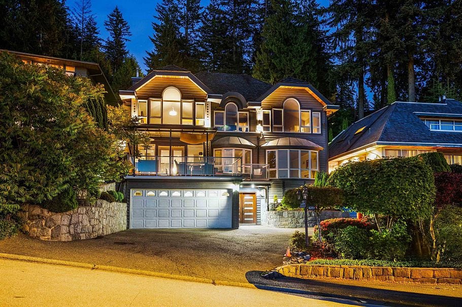 4350 Starlight Way North Vancouver, BC - 40