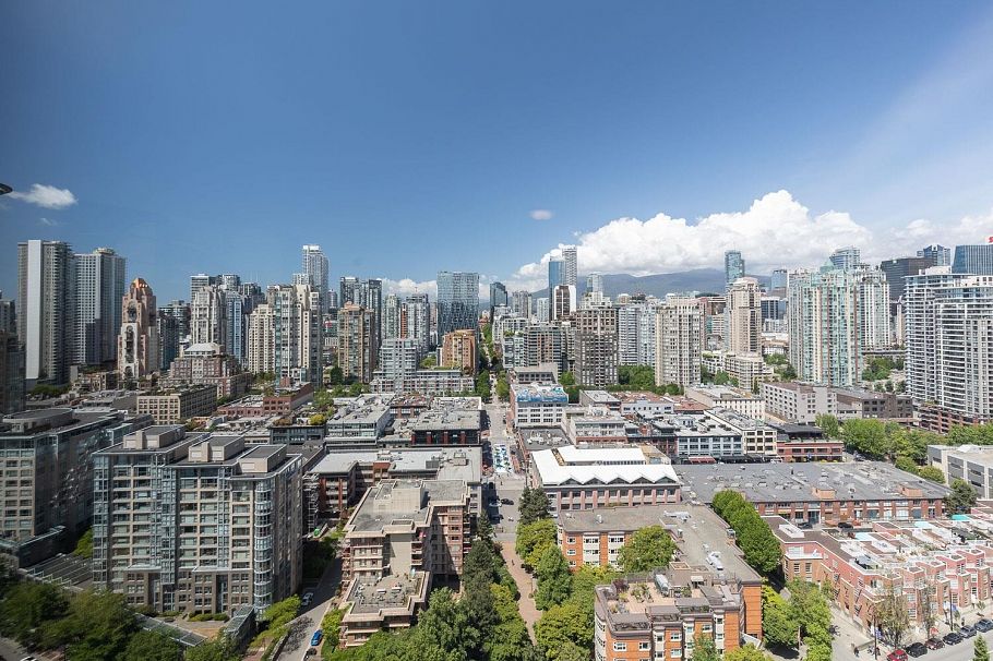 3205 193 Aquarius Mews Vancouver, BC - 22