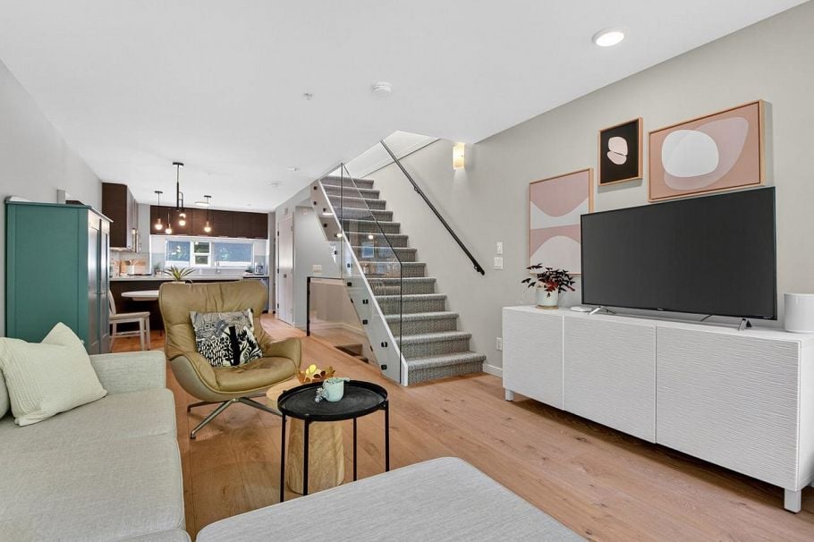 3096 Quebec Street Vancouver, BC - 5
