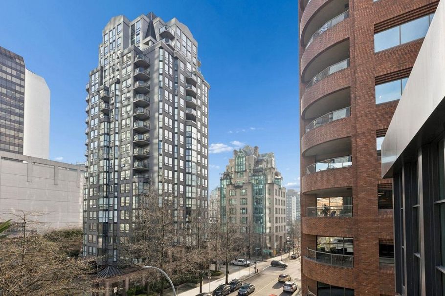402 1102 Hornby Street Vancouver, BC - 22