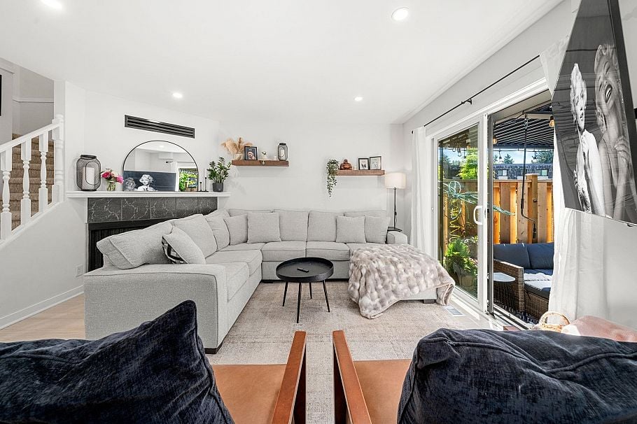 1206 Premier Street North Vancouver, BC - 13