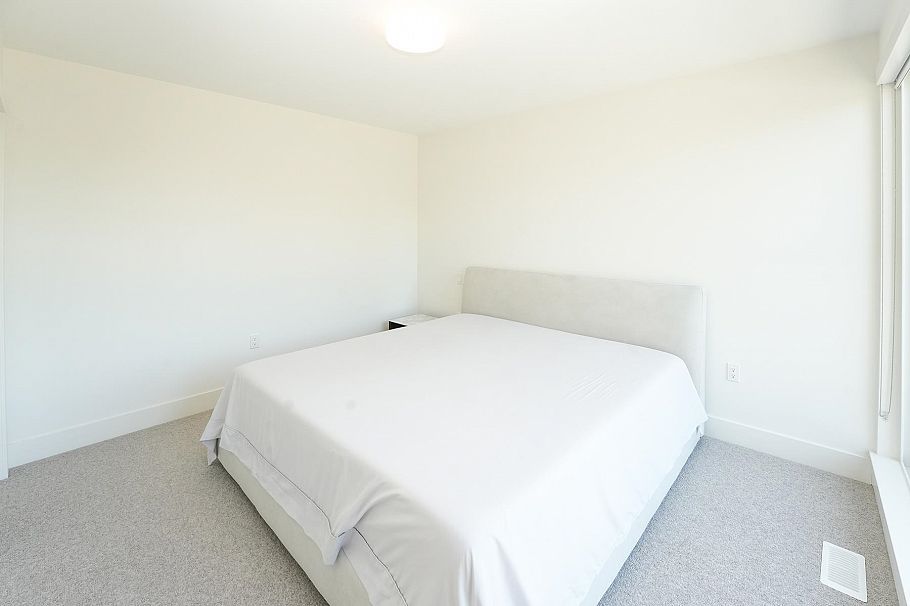 6840 Oak Street Vancouver, BC - 12