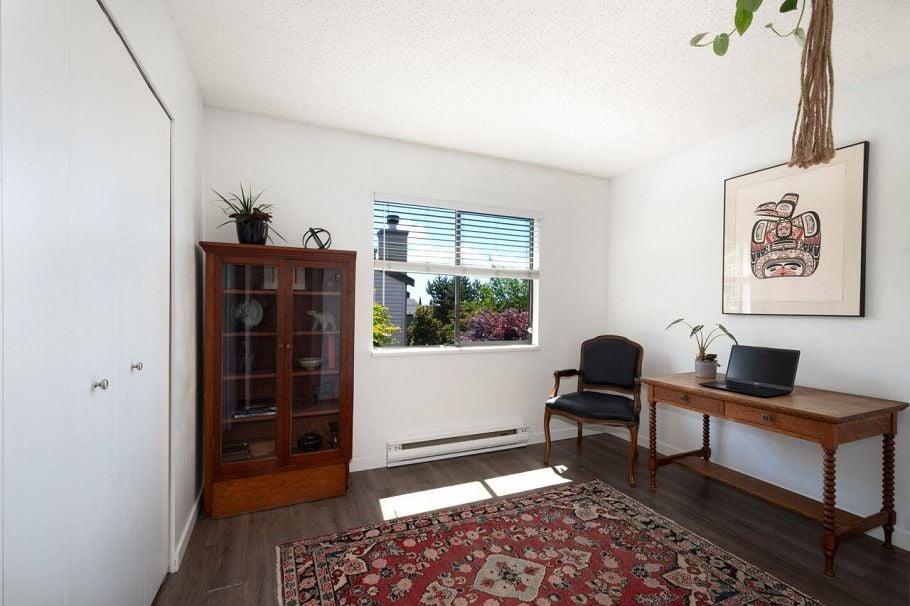 10 230 W 14 Street North Vancouver, BC - 14