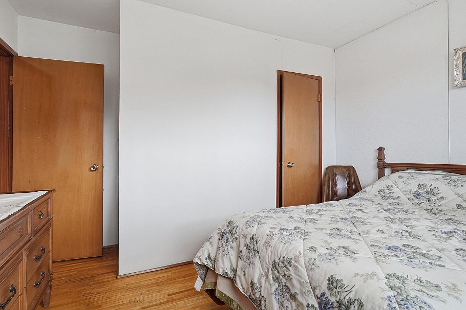 3063 Renfrew Street Vancouver, BC - 19