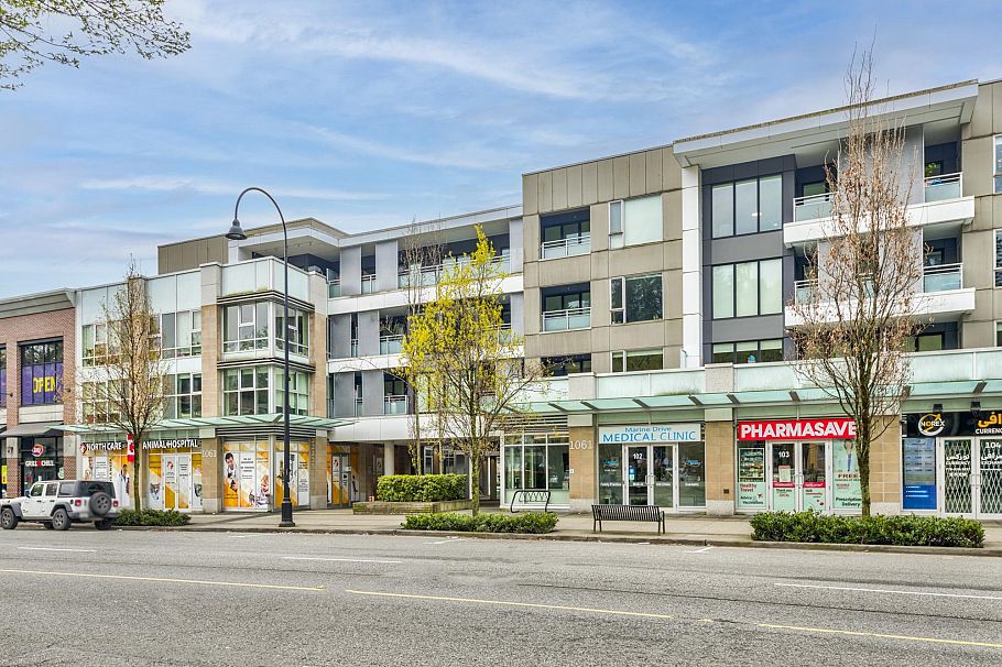 402 1061 Marine Drive North Vancouver, BC - 35